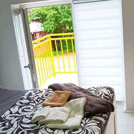 жути ранац - Zuti Ranac - Yellow Backpack 아파트 Boljevac