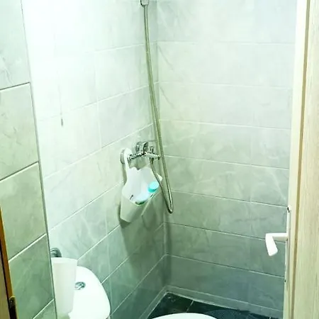 아파트 жути ранац - Zuti Ranac - Yellow Backpack *